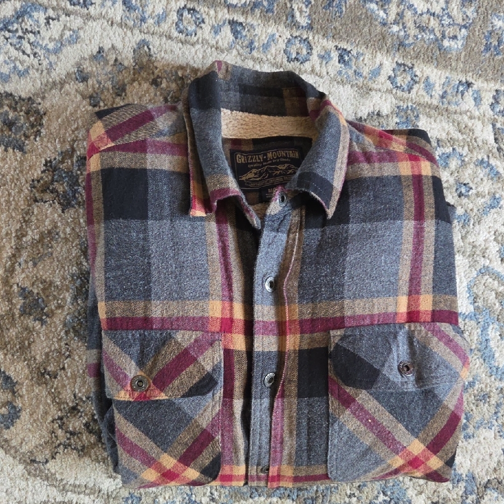Grizzly Mountain Men's Plaid Shirt - Gray and Red